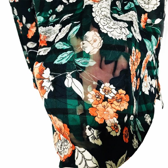 Tommy Hilfiger Medium Urban Folklore Long Sleeve Floral Peasant Top NWT - Picture 8 of 11